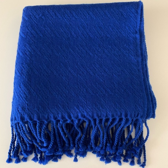 Hobbs London Fringed Wool Scarf - Picture 3 of 8